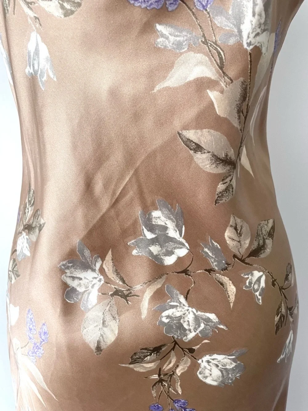 Forever 21 Champagne Floral Satin Slip Dress - Picture 7 of 9